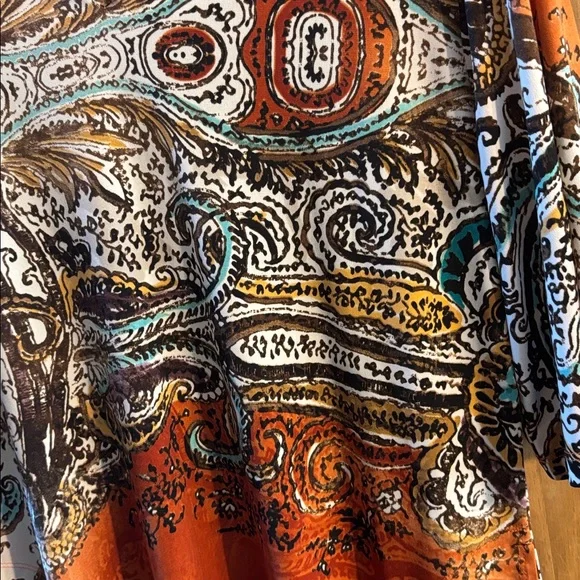 LIKE NEW Attitudes By Renee Tunic top with pockets rust paisley L - Picture 2 of 7